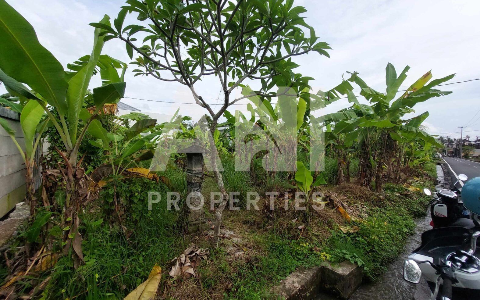 4are Residential Land in Singakerta