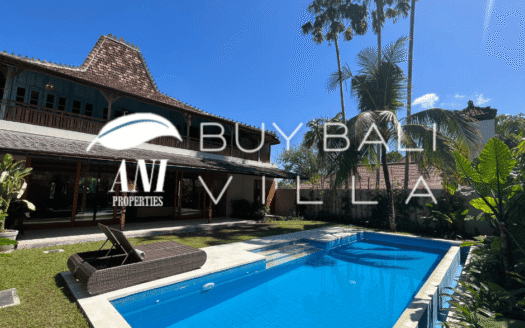 Bohemian Villa in Bustling Nyuh Kuning