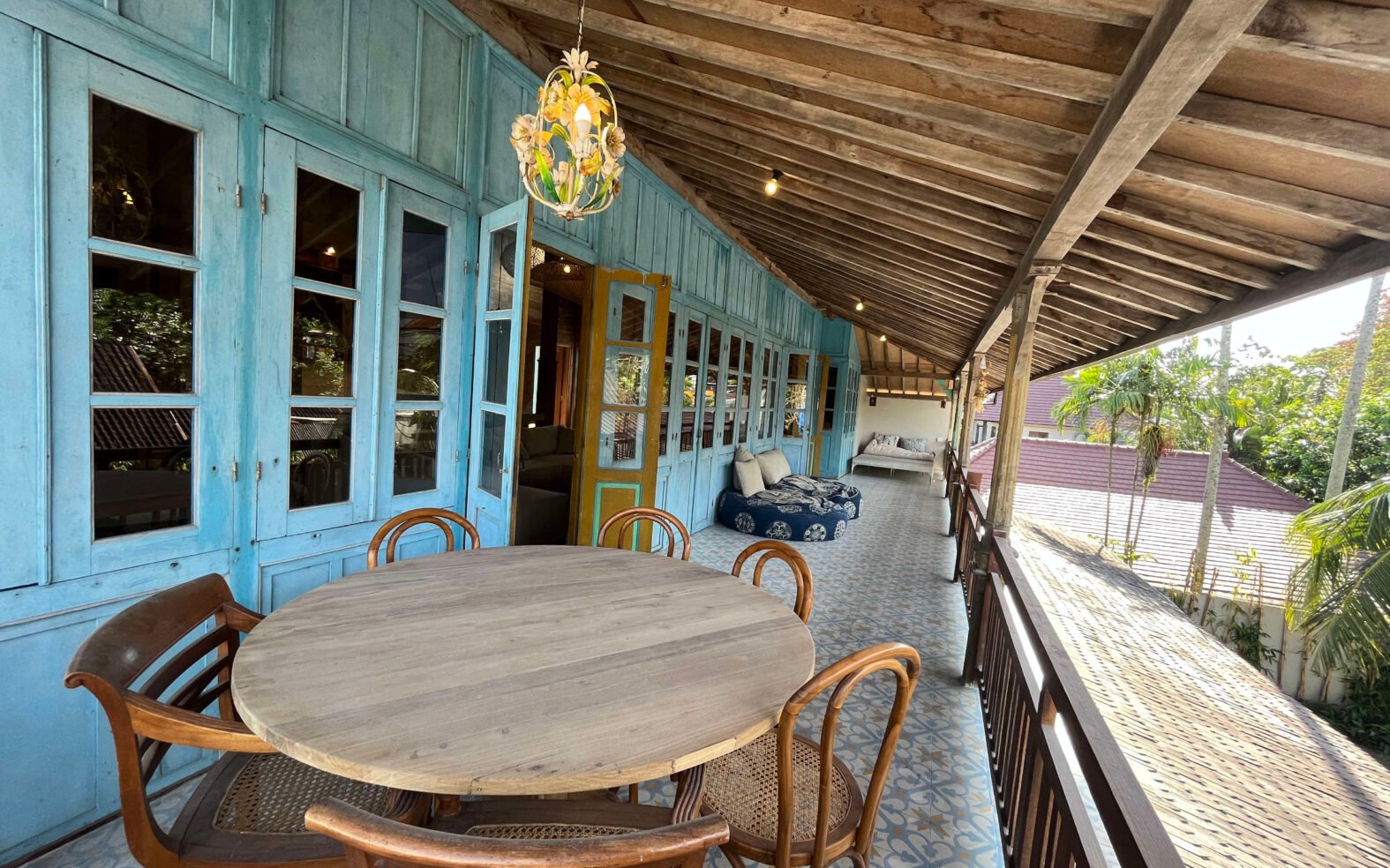 Bohemian Villa in Bustling Nyuh Kuning