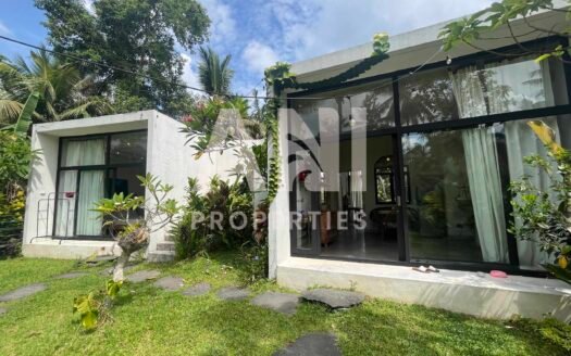 Designer 2 Bedroom Villa in Sanggingan Ubud