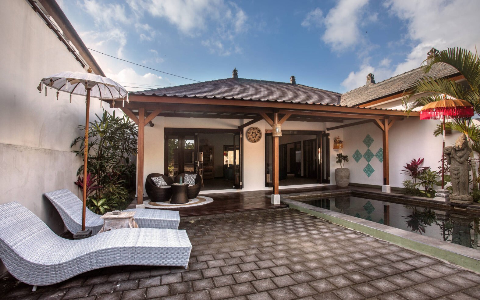 3-Bedroom Tropical Villa with Private Pool in Peliatan